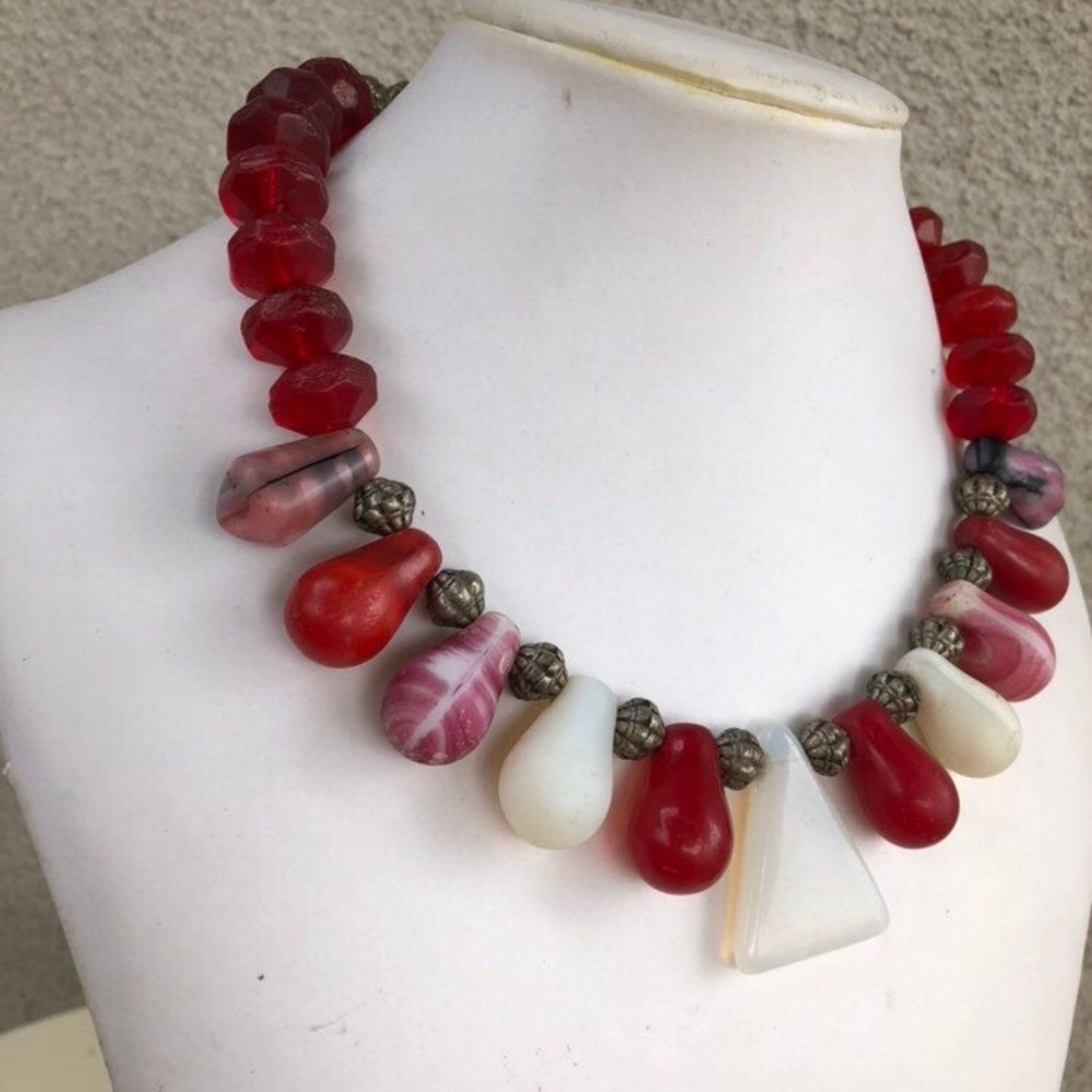 Boho glass bead necklace choker style reds